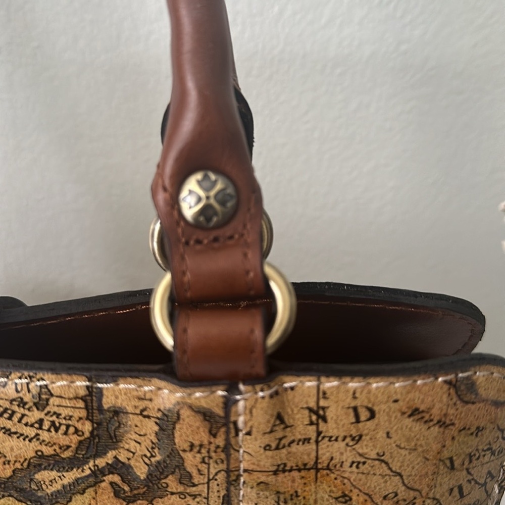 Patricia Nash Rienzo and Nazari  Euro Map  Leather Bifold Wallet/Bundle - Picture 6 of 11